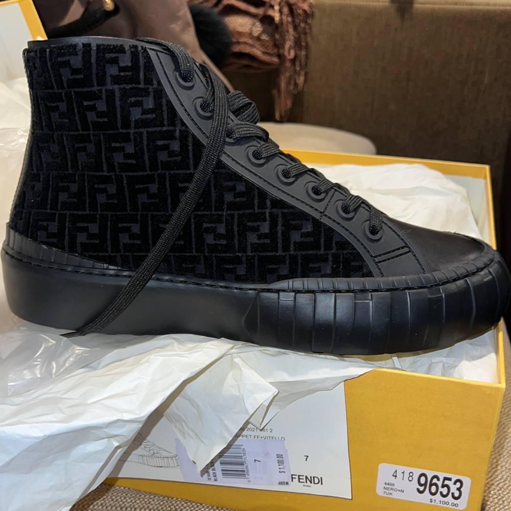 BNIB Fendi Black Boots